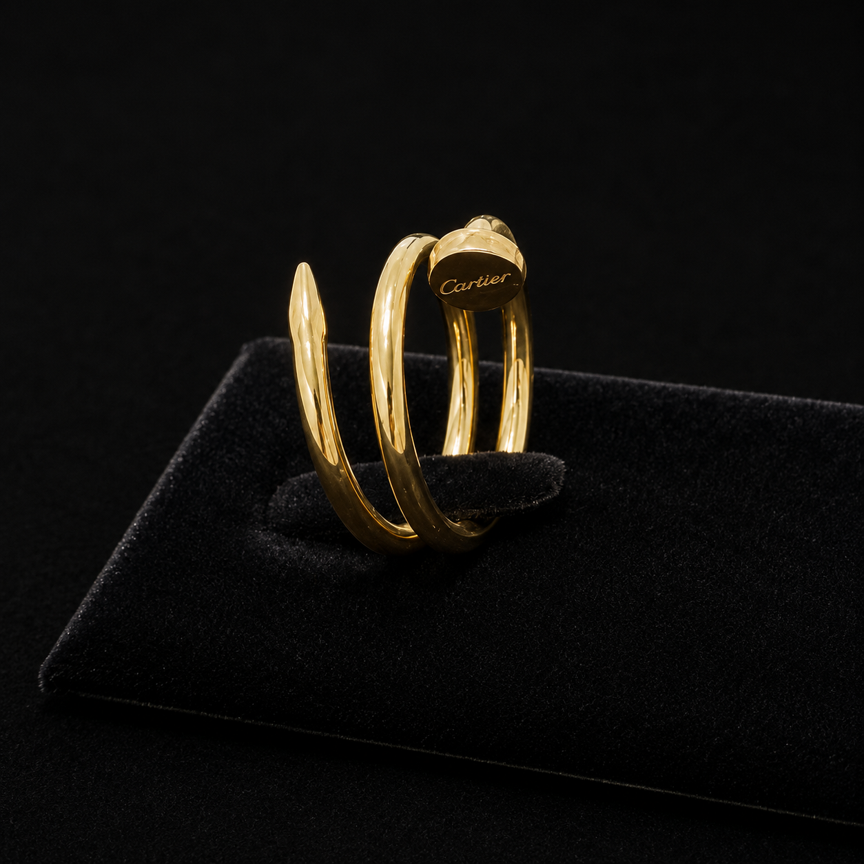 Пръстен (Cartier Double Nail)