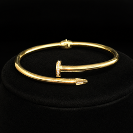 Гривна (Cartier Nail Zirconia)