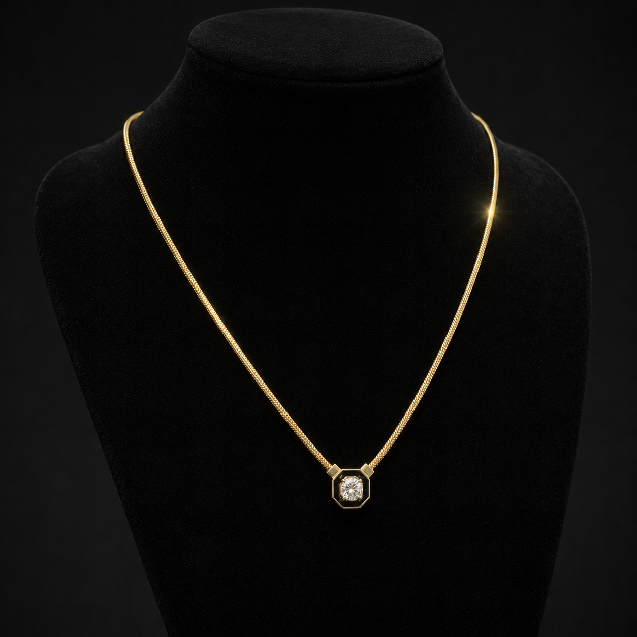 Колие (Snake Skin Zirconia)